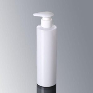 Cosmetic Sleek Pet Bottle with Lotion/ Dispenser Pump -White (200ml)