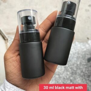 Matte Flat Shoulder Bottle with Beak / Spray Serum Pump- 30ml